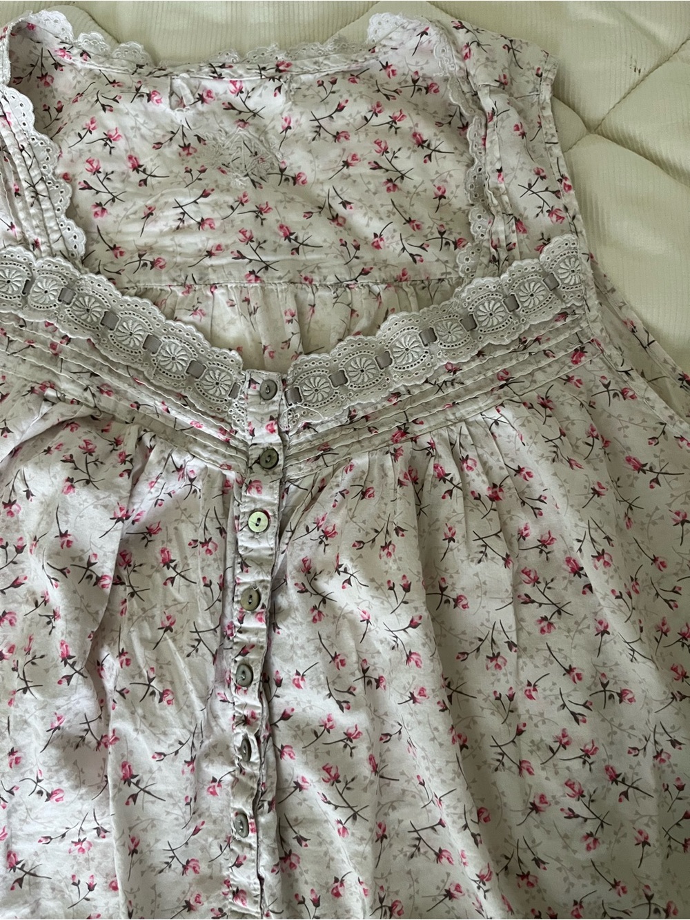 Eileen West Cream Rosebud Nightgown with Pink Floral Print